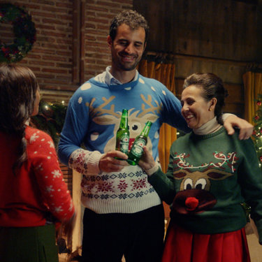 Holiday As Usual (1)